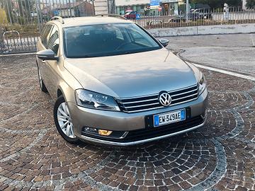 Volkswagen Passat Var. 2.0 TDI Highline BlueM.Tech