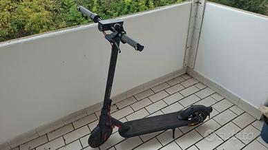 Monopattino elettrico Xiaomi 4 Pro