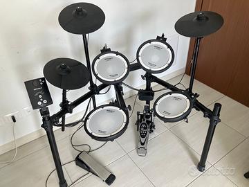 Batteria Roland TD-1DMK V-Drums + PEARL HWP-DP53