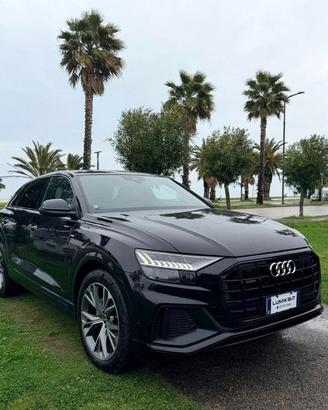 AUDI Q8 50 TDI 286 CV quattro tiptronic