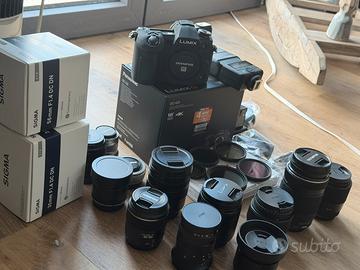 Kit completo Lumix DC G9 con accessori flash