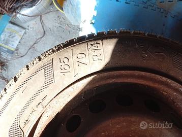 gomme con cerchi 165 70 R14 invernali