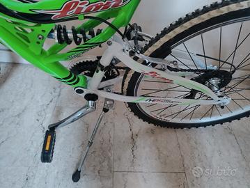 bicicletta mountain bike