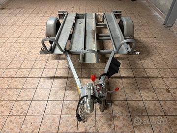 Carrello porta moto tre posti