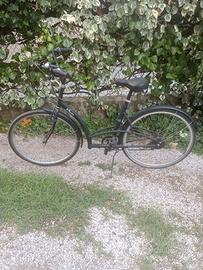 Bicicletta B'Twin nera Elops