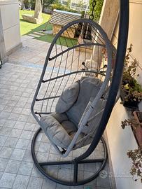 Sedia esterna sospesa