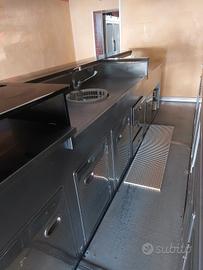 Bar, frigorifero, attrezzature