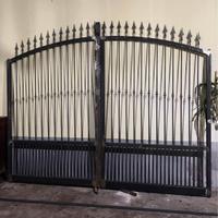 CANCELLO IN FERRO COMPRESO DI CARDINI A CUSCINETTO