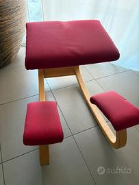 Sedia ergonomica Stokke rossa dondolo