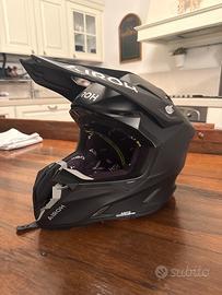Casco AIROH TWIST 3 color black matt