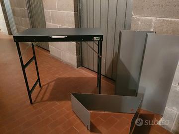 Tavolino per fornello da campeggio 