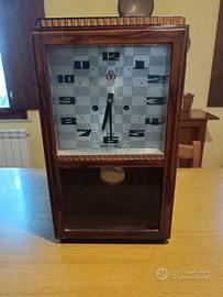 Orologio a pendolo da parete
