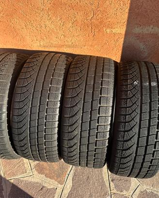 Pneumatici 245 35 R19