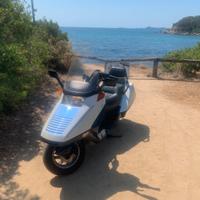 Honda CN 250 Spazio - affidabile città e viaggi
