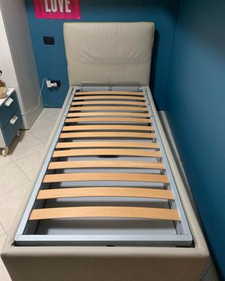 Letto singolo imbottito con contenitore