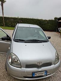 Toyota Yaris 1.0 68 cv 50 kw