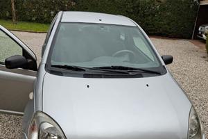 Toyota Yaris 1.0 68 cv 50 kw