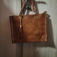 borsa in ecopelle colore cuoio 