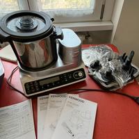 Cooking Kenwood robot KCook