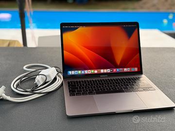 MacBook Pro 13” (2017)