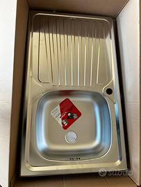 Lavabo in acciaio inox