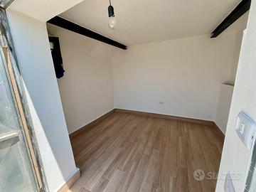 +++ magazzino commerciale/deposito/posto moto +++