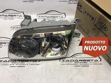 Faro Originale Anteriore Hyundai Trajet 921013A000
