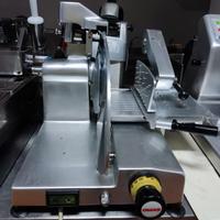 Affettatrice professionale OMAS lama 30