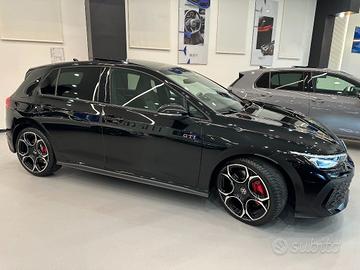 VOLKSWAGEN Golf GTI 2.0 TSI GTI DSG