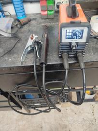 Saldatrice TIG e MMA elettrodo digitale