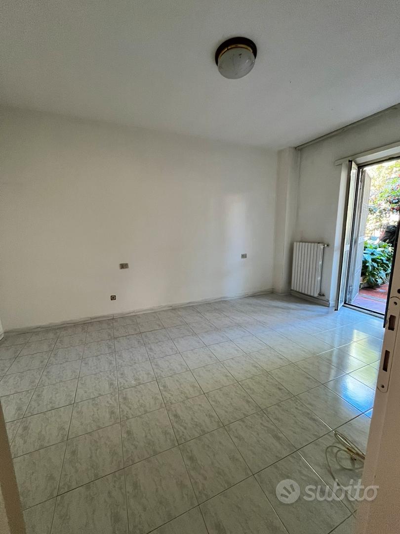 Bilocale con giardino privato e taverna collegata - Vista 5