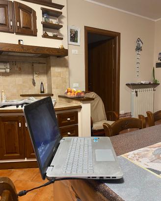 ASUS Laptop 15.6" - Audio Bang & Oloufsen