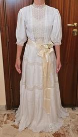 Vestito da Sposa. Taglia 40/42.