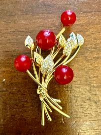 Scovando piccoli tesori: spilla ⚜️