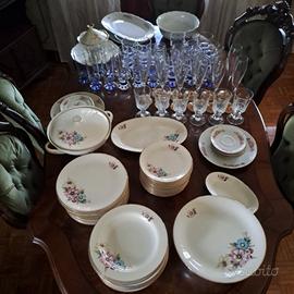 servizi porcellane e cristalleria in blocco