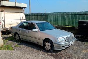 Mercedes classe c200komp
