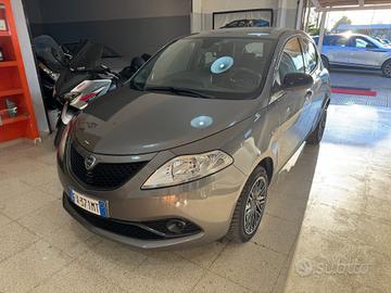 Lancia Ypsilon NEW 1.2 69 CV 5 porte Gold