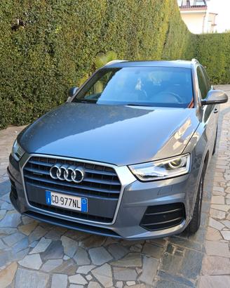 AUDI Q3  S line