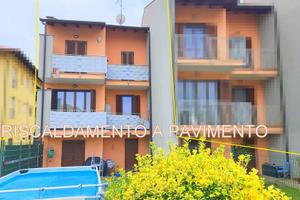 Villetta a schiera di 161 m² con 4 locali e box au