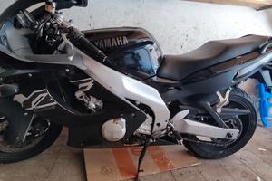 YAMAHA YZF 600 R
