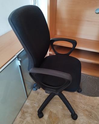 SEDIA DA SCRIVANIA GIREVOLE NERA