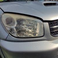 Proiettore destro TOYOTA RAV 4 del 2004