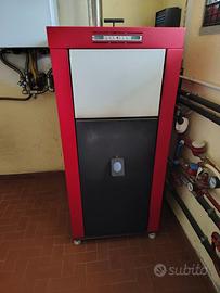 Caldaia a pellet edilkamin basic  e puffer 600 lt.