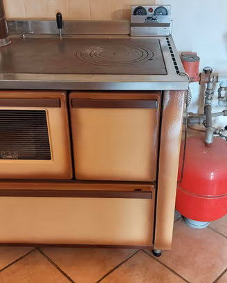 Cucina a legna Zadra con forno e caldaia