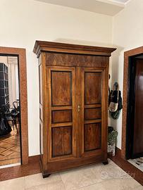 Armadio guardaroba antiquariato