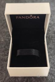 scatola rigida per charm pandora 