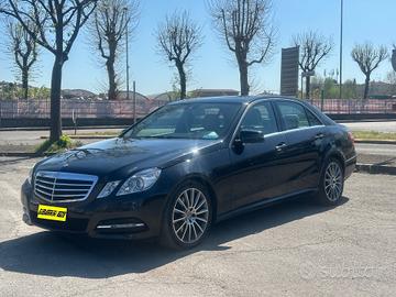 Mercedes-benz E 350 CDI BlueEFFICIENCY 4Matic Eleg