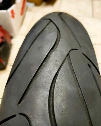 Gomma anteriore moto 120/70 r17 