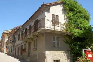 Immobile in asta di 613 m² con più di 5 locali a C