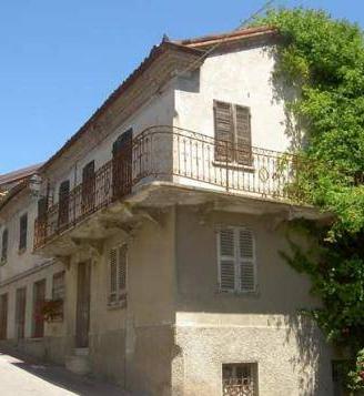 Immobile in asta di 613 m² con più di 5 locali a C